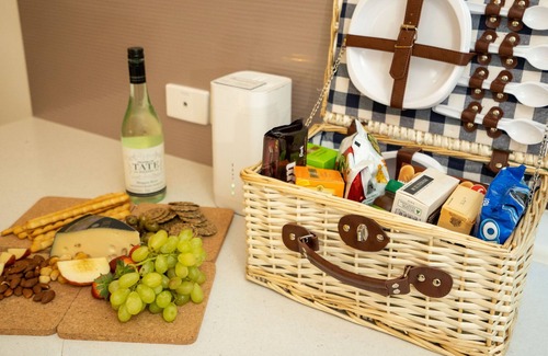 Parkwood Casa | Bushland Retreat just minutes to theme parks and shopping centers