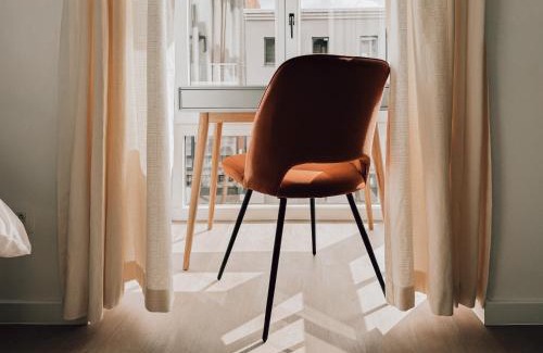 Geel Apartamento | Business Accommodation 'Scandinavian Living' Nomad
