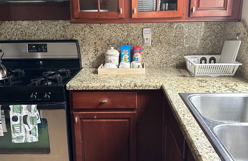 Miramar Ranch North Casa | Business and Family friendly home, 20 min from Airport, Beaches, attractions!