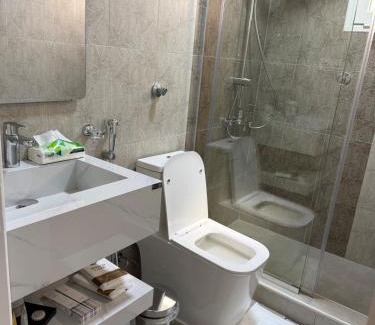 Al Khobar Apartamento | Business&Leisure ModernApartment in Central Khobar with smart entry