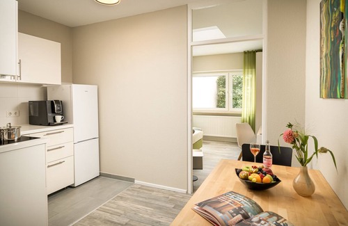 Landau in der Pfalz Apartamento | Business stay with home comfort