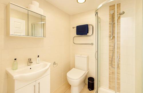 Cathays Apartamento | Bute Park Apartment w/Heating + Private Bathroom
