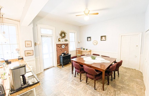 Cherry Creek Cama Y Desayuno | BUTLER HOUSE at The Cherry Creek Inn
