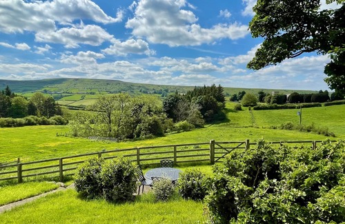 Danby Cabaña | Rural-Baño privado-Buttercup - 2 bedrooms