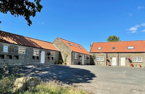 Danby Cabaña | Rural-Baño privado-Buttercup - 2 bedrooms
