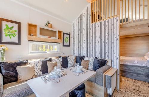 Holywell Casa | Butterfly