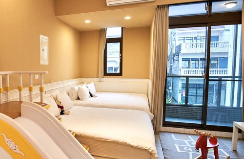Yuanshan Casa | Butterfly Slide B & B