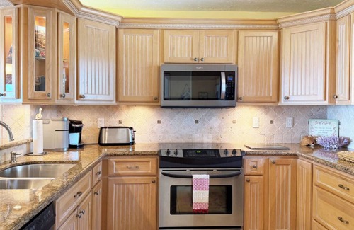 Key Largo Condominio | Buttonwood Bay. Spectacular Sunsets, Open Water Living and a 34 Foot Boat Slip!