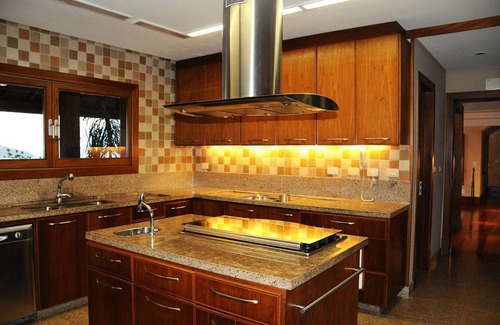 Ossos Villa | Buz034 - Casa de lujo con 4 suites, piscina y vista al mar