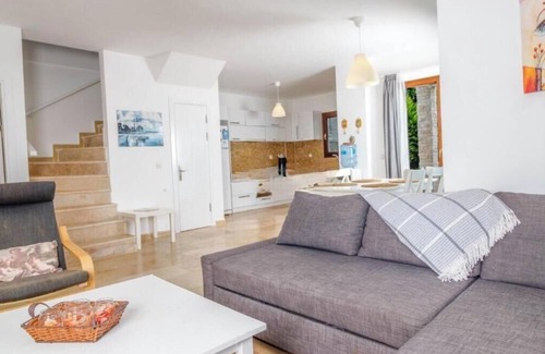Dagbelen Villa | BV-109 3+1 Duplex Villa with Private Pool in Gündoğan Küçükbük 8