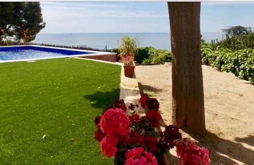 Canet de Mar Casa | BV-CN001 - VILLA CRISTAL