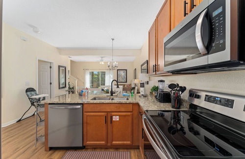 Bellavida Casa | 3BR Retreat with Private Pool - 20 Min to Disney Magic! - Bella Vida Resort