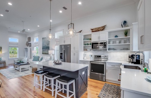 Orange Beach Cabaña | BVR 14 - BK's Cottage by Liquid Life