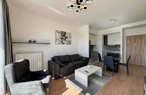 Savski Venac Apartamento | BW One-Bedroom Apartment with Breakfast and Parking included