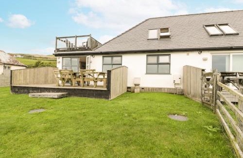 Cylch-Y-Garn Casa | Bwthyn Awel