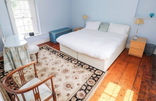 Oldwalls Casa | BWTHYN BERWIG, pet friendly, with open fire in Llanrhidian