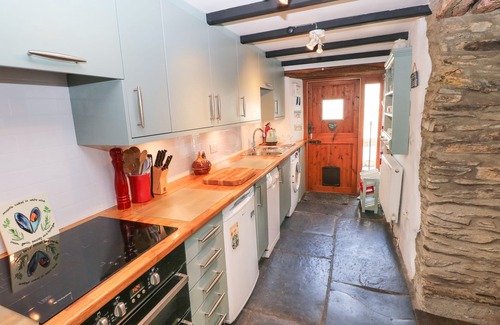 Clydey Cabaña | Star Mill Cottage, CARDIGAN