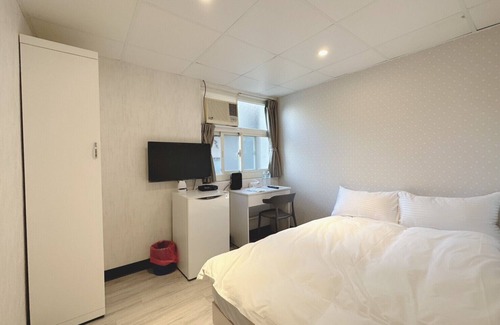 Datong Casa | BY Charming 1-BR hotel in terrific Taipei City with AC, easy to go everywhere
