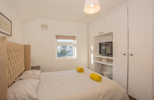 Castle Quarter Casa | By Lushlets - City Centre Hot tub Pool table - Great for Hens Stags & Rugby groups!