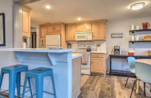 Highland Lakes Casa | NUEVO-Lakefront Home Near Mtn Creek 4-Season Resort!