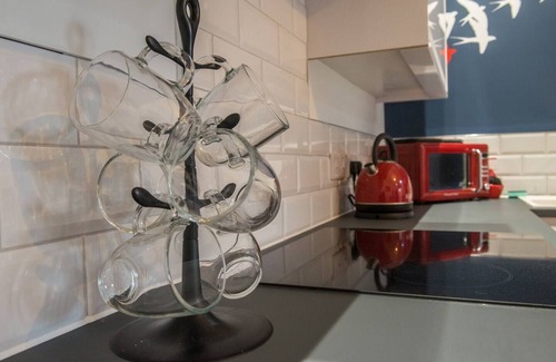 Westbrook Apartamento | By The Bay Apartment - Mins to Beaches , Margate Old Town & Private Parking