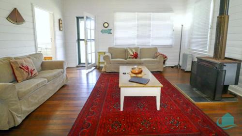 Catherine Hill Bay Casa | By the Beach at Catho