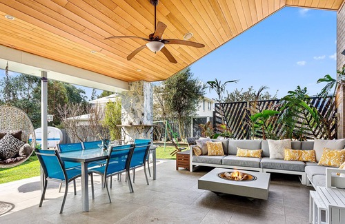 Thirroul Casa | By the Beach Holiday Home @ Thirroul