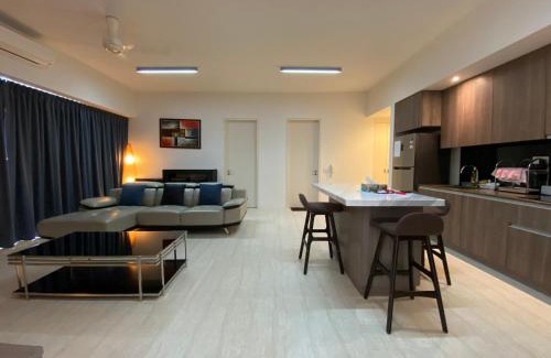 Batu Ferringhi Apartamento | By The Sea Side Seaview and Mountain View 252
