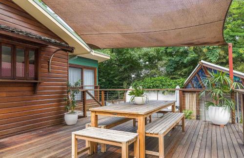 Belongil Casa | Byron Blisshouse - multi-home retreat with pool