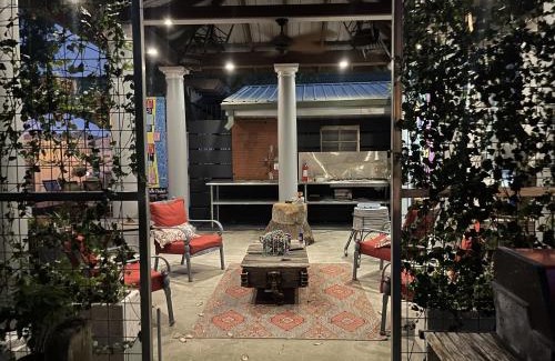 Bywater Casa | Bywater Home, Parking and Pet Friendly Retreat