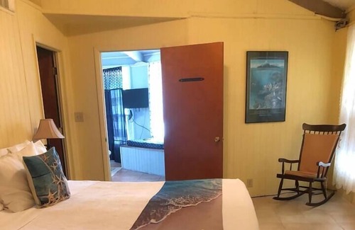 Placencia Apartamento | Arrecife de coral, unidad de habitación grande de 2 dormitorios con cubierta envolvente con vistas al mar
