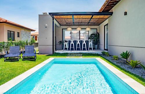 Marina Casa | Casa Bz94 con piscina Arete y rampa JET. 5 suites