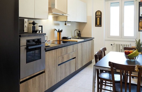 Rho Apartamento | Cà De Amicis | Rho Centro | Private Parking