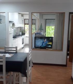 General Roca Apartamento | Céntrico A-04