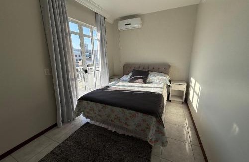 Governador Celso Ramos Apartamento | cód 124 - Cobertura espetacular á 50 m do mar.