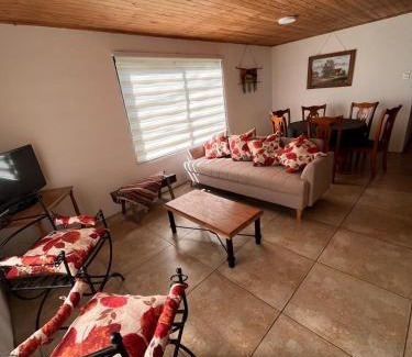 Curico Casa | Cómoda Cabaña ubicada en Camino zapallar