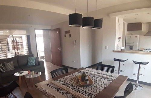 Mendoza City Center Apartamento | Depto a 5 cuadras de Parque Gral. San Martín