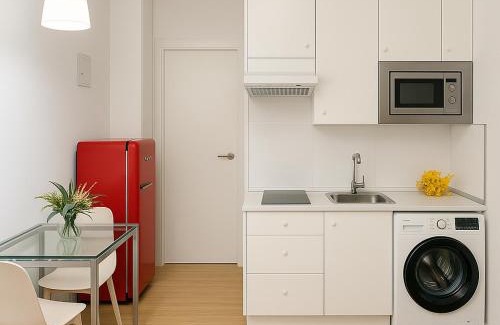 Vicalvaro Apartamento | Cómodo y tranquilo a 2 minutos del metro