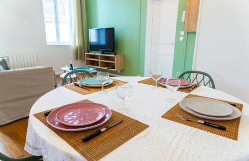 Faubourg North Apartamento | Côté Cour - Centre Ville- Calme - Charme - 4 Voyageurs