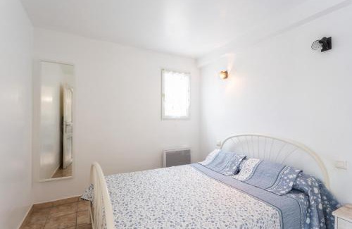 Beaucaire Apartamento | Côté Oliviers 4P - Appt 4p climatisé avec piscine