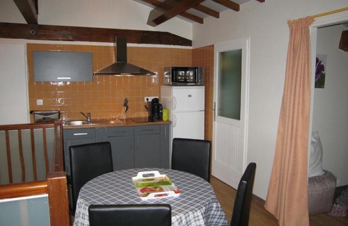 Aubeterre-sur-Dronne Apartamento | "Côté plage"