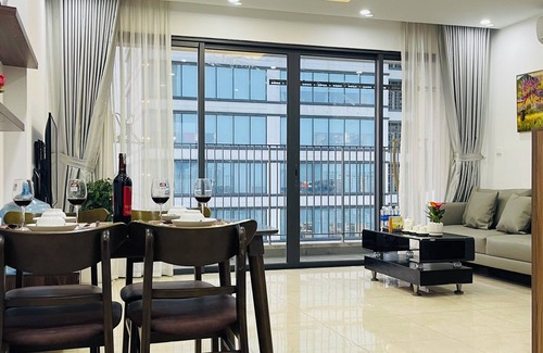 Trung Hoa Nhan Chinh Apartamento | Căn hộ 3 phòng ngủ, 2 phòng tắm hiện đại, sang trọng - Vinhomes D'Capitale