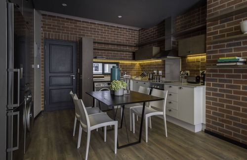 Greater Johannesburg Metropolitan Area Apartamento | C. A.G Apartamento de tres habitaciones en Rosebank Johannesburg