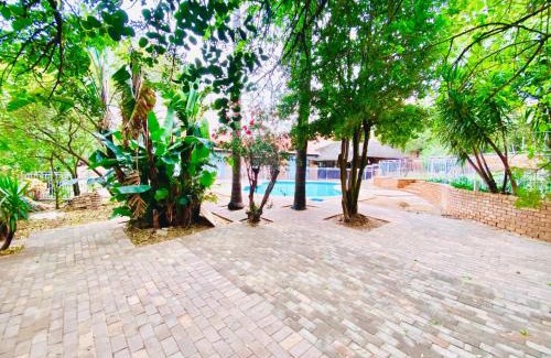 Randpark Ridge Casa | C&C HOTEL VIBES Randpark Ridge JHB 14 Units Available