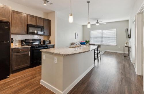 Willowbrook Apartamento | C Creek 4306 I New Construction 1bd Apt I Gated