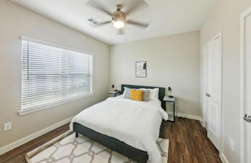 Willowbrook Apartamento | C Creek 4316 I New Construction 2bd Apt I Gated