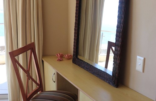 Mountainside Casa | C'est la vie, and a view blends charm and modern elegance.