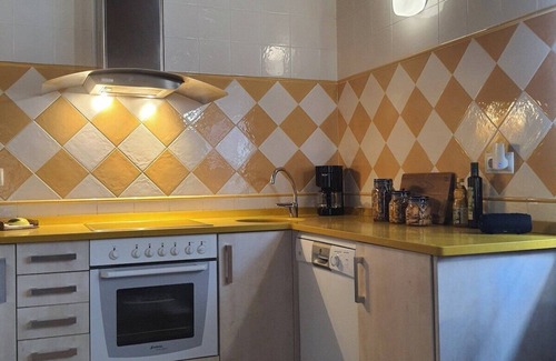 Los Corrales de Buelna Chalet De Esquí | C02A01 Acogedora casa vacacional