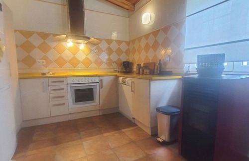 Los Corrales de Buelna Chalet De Esquí | C02A01 Acogedora casa vacacional
