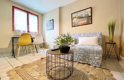 Secteur 1 Apartamento | The Grenoble Felix 🌞 #C1